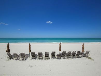 Longboat Key 2 Bedrooms Vacation Cottage Water Views